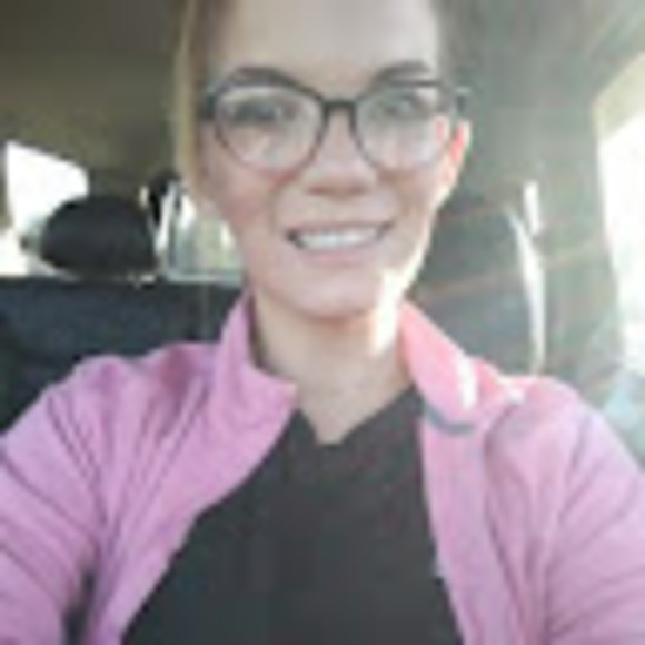 Meet your Posher, Ashley - Picture 1 of 1